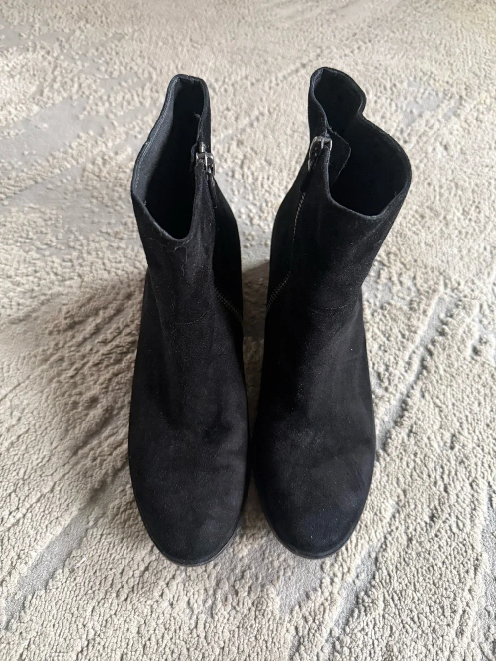 Eileen Fisher Black suede Leather ankle boots block heel 7.5